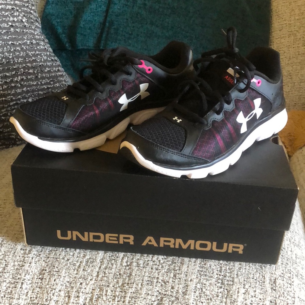 Under Armour Running Sneakers